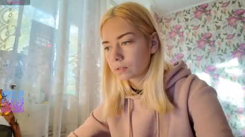 dinorahmroczkowski online show from October 2025 05:57:02 AM