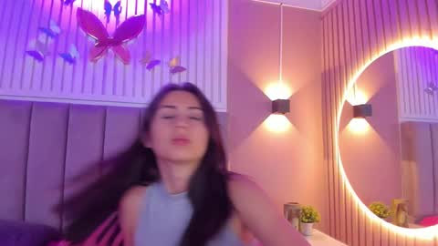 Cristal  online show from February 2025 03:23:02 AM