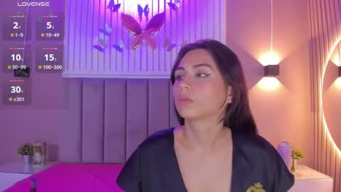 Cristal  online show from February 2025 09:56:02 AM