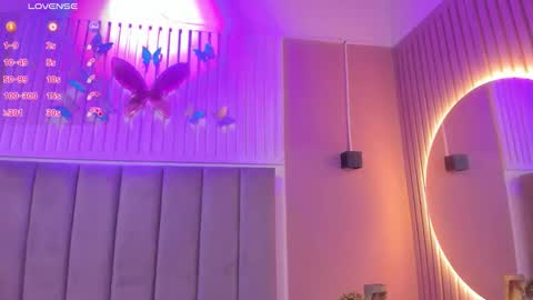 Cristal  online show from October 2025 04:13:02 AM