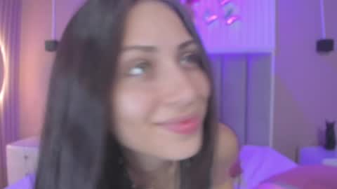 Snapshot of diosa_cristal chatting on May 2026 05:16:01 AM Cristal online show from May 2026 05:16:01 AM