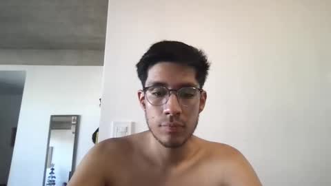 Snapshot of dioslatino chatting on December 2025 02:15:01 PM dioslatino online show from December 2025 02:15:01 PM