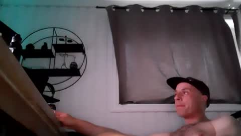 Snapshot of dirkdigglerofficial chatting on June 2026 03:41:02 AM dirkdigglerofficial online show from June 2026 03:41:02 AM