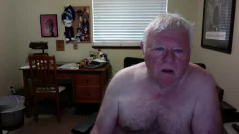 Snapshot of dirtrider195080438 chatting on May 2026 02:02:02 PM dirtrider195080438 online show from May 2026 02:02:02 PM