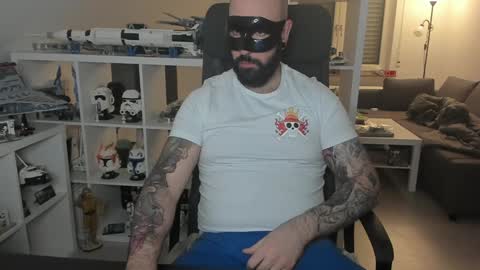 Robert online show from January 2025 10:12:01 PM