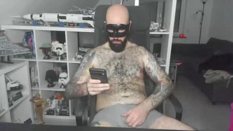 Robert online show from November 2025 05:48:01 PM