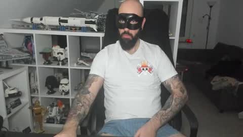 Robert online show from December 2025 04:27:01 PM