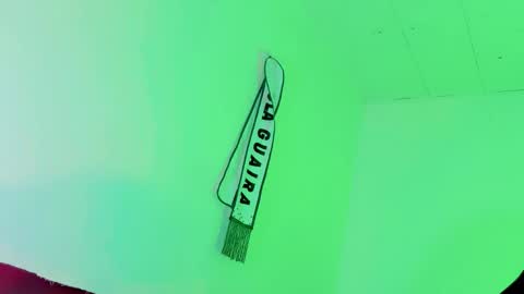 Naomy  online show from September 2025 11:10:01 AM