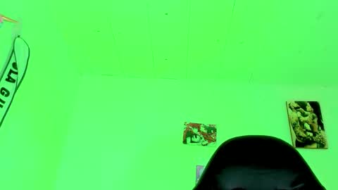 Naomy  online show from September 2025 03:00:01 AM