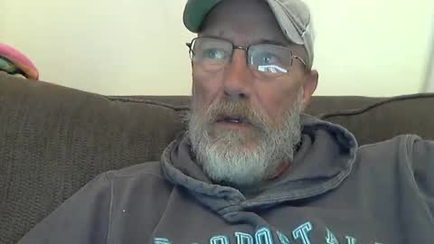 Snapshot of dirtynastyoldman chatting on October 2025 04:26:02 PM dirtynastyoldman online show from October 2025 04:26:02 PM