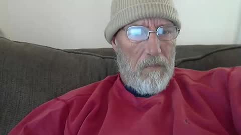 Snapshot of dirtynastyoldman chatting on December 2025 08:14:01 PM dirtynastyoldman online show from December 2025 08:14:01 PM