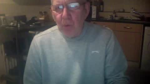 Snapshot of discovery63 chatting on February 2025 10:37:01 PM discovery63 online show from February 2025 10:37:01 PM