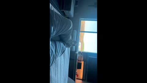 ClosetedDiscreetXec online show from November 2025 09:14:01 PM