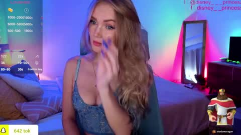 Snapshot of disney__princess chatting on April 2026 12:35:02 PM JASMINE online show from April 2026 12:35:02 PM