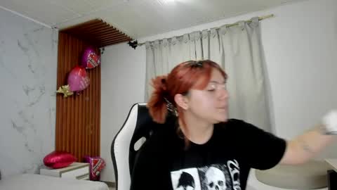 dita bundy online show from May 2026 01:33:01 AM