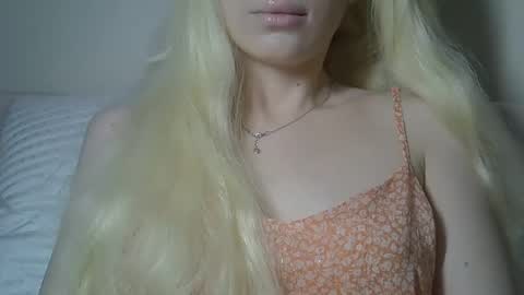 DitaMilton online show from January 2026 07:16:02 PM