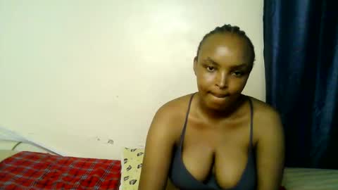 Snapshot of diva_cheupe chatting on April 2026 05:47:02 PM diva_cheupe online show from April 2026 05:47:02 PM