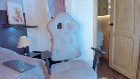 Alejandra online show from February 2025 06:37:02 AM