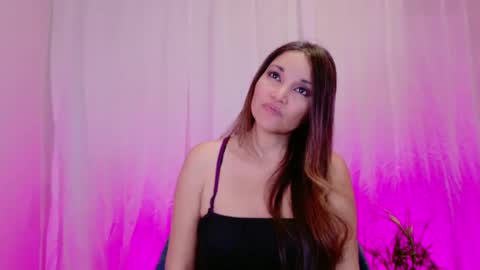 DivineLynn online show from January 2025 07:46:01 PM