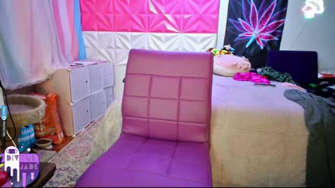 Snapshot of divynejade chatting on December 2024 06:22:02 AM Jade Divyne online show from December 2024 06:22:02 AM