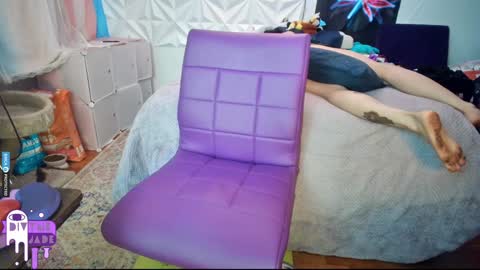 Snapshot of divynejade chatting on December 2024 03:24:01 AM Jade Divyne online show from December 2024 03:24:01 AM