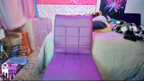 Snapshot of divynejade chatting on December 2024 10:02:02 AM Jade Divyne online show from December 2024 10:02:02 AM