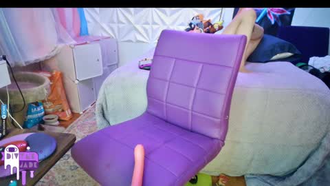 Snapshot of divynejade chatting on December 2024 02:25:02 AM Jade Divyne online show from December 2024 02:25:02 AM