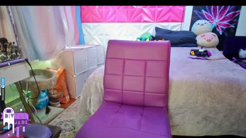 Snapshot of divynejade chatting on December 2024 04:46:02 PM Jade Divyne online show from December 2024 04:46:02 PM