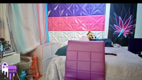 Snapshot of divynejade chatting on December 2024 07:49:02 AM Jade Divyne online show from December 2024 07:49:02 AM