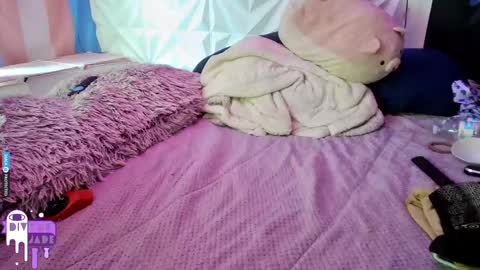 Snapshot of divynejade chatting on February 2025 06:08:02 PM Jade Divyne online show from February 2025 06:08:02 PM