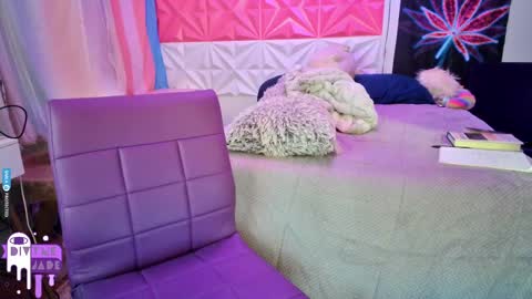 Snapshot of divynejade chatting on February 2025 12:36:02 AM Jade Divyne online show from February 2025 12:36:02 AM