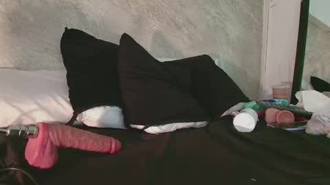 Snapshot of dixie_grey1 chatting on February 2026 01:59:01 PM Sofia online show from February 2026 01:59:01 PM