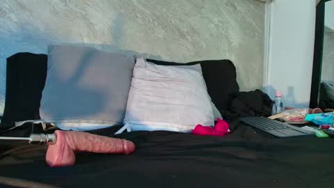 Snapshot of dixie_grey1 chatting on February 2026 02:06:01 PM Sofia online show from February 2026 02:06:01 PM