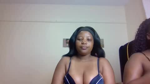 Snapshot of dixie_slutty2 chatting on September 2025 07:10:02 AM Dixie online show from September 2025 07:10:02 AM