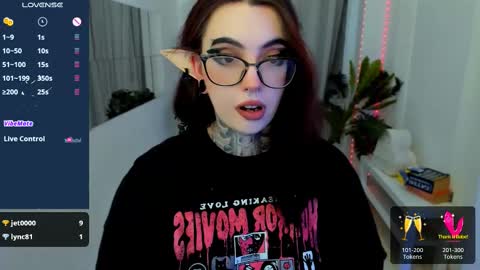 dixipixi_ online show from February 2025 09:12:02 AM