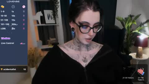 Snapshot of dixipixi_ chatting on May 2026 07:27:02 AM dixipixi_ online show from May 2026 07:27:02 AM