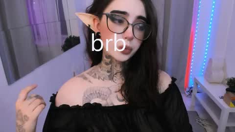 Snapshot of dixipixi_ chatting on May 2026 10:36:01 AM dixipixi_ online show from May 2026 10:36:01 AM