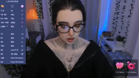 Snapshot of dixipixi_ chatting on June 2026 06:19:02 AM dixipixi_ online show from June 2026 06:19:02 AM