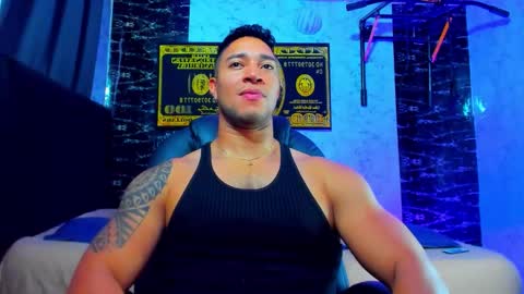 Dixon online show from November 2025 07:59:01 PM