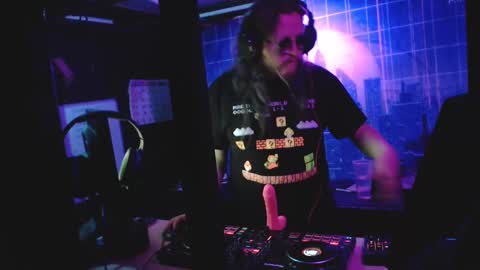 Adrian Arturo online show from January 2025 01:18:02 AM