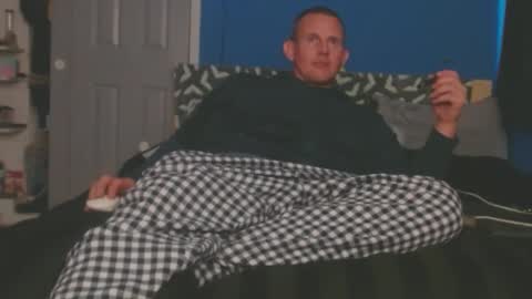 djcloudy22223 online show from December 2024 03:00:01 PM