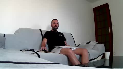 Snapshot of djo3322 chatting on December 2024 10:01:02 AM Djo online show from December 2024 10:01:02 AM