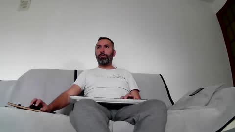 Snapshot of djo3322 chatting on December 2024 12:49:01 PM Djo online show from December 2024 12:49:01 PM