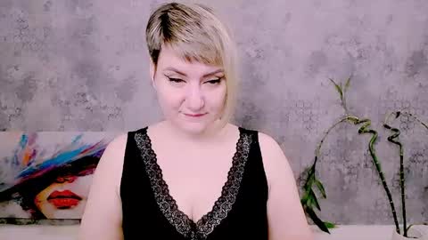 Snapshot of djullia chatting on April 2026 05:11:01 AM djullia online show from April 2026 05:11:01 AM