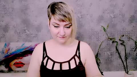 Snapshot of djullia chatting on May 2026 05:05:02 AM djullia online show from May 2026 05:05:02 AM