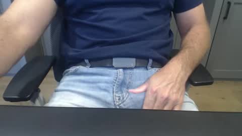 Snapshot of dlincoln69 chatting on November 2025 01:45:01 PM dlincoln69 online show from November 2025 01:45:01 PM