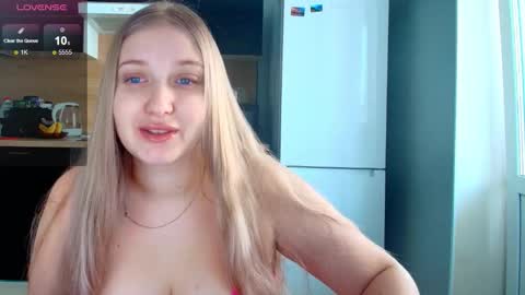 Snapshot of do_u_want_alice chatting on March 2026 07:03:02 AM Alice online show from March 2026 07:03:02 AM