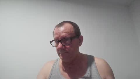 Snapshot of dobrybogdan chatting on November 2025 07:40:03 PM dobrybogdan online show from November 2025 07:40:03 PM