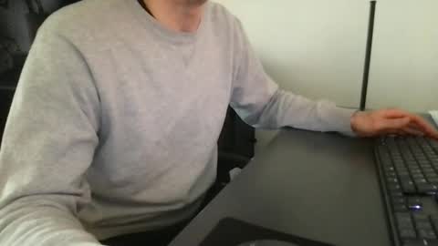 Snapshot of doctor_luv_69 chatting on April 2026 07:04:01 AM doctor_luv_69 online show from April 2026 07:04:01 AM
