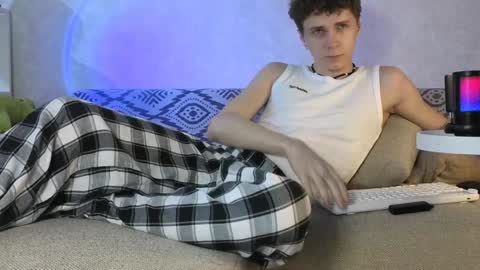 Alex online show from December 2024 03:37:02 PM